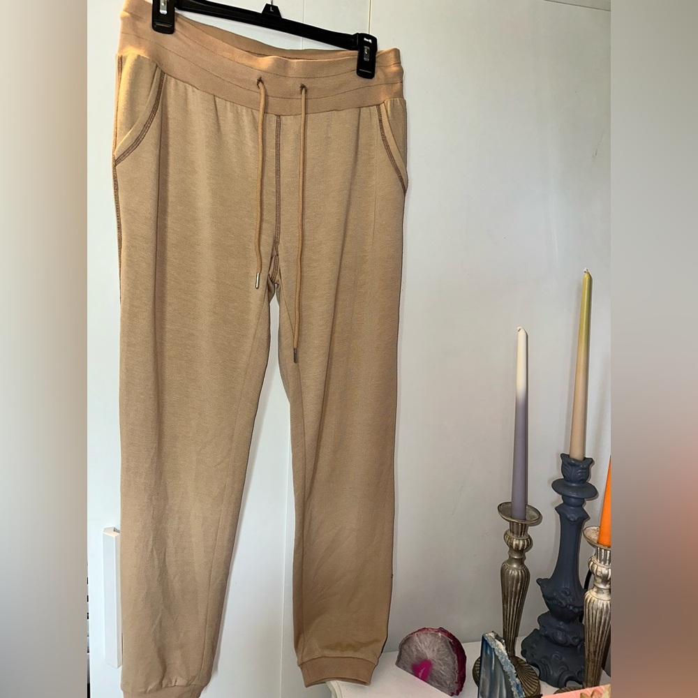 NWT DG2 Tan French Terry Joggers